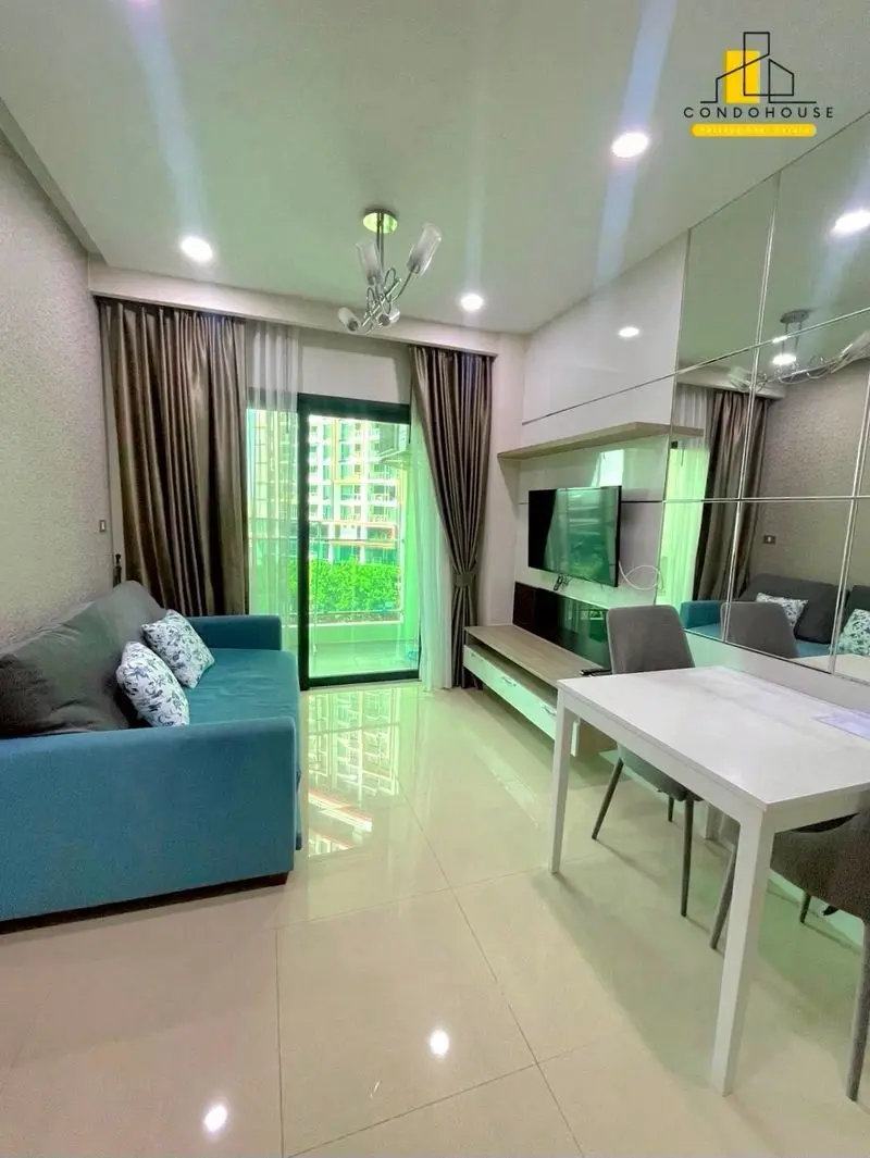 Dusit Tower