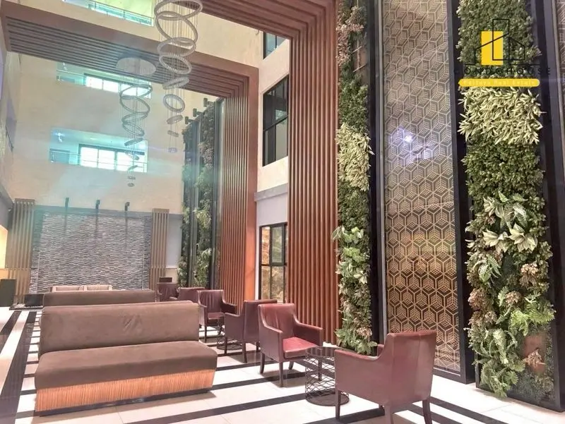 Dusit Tower