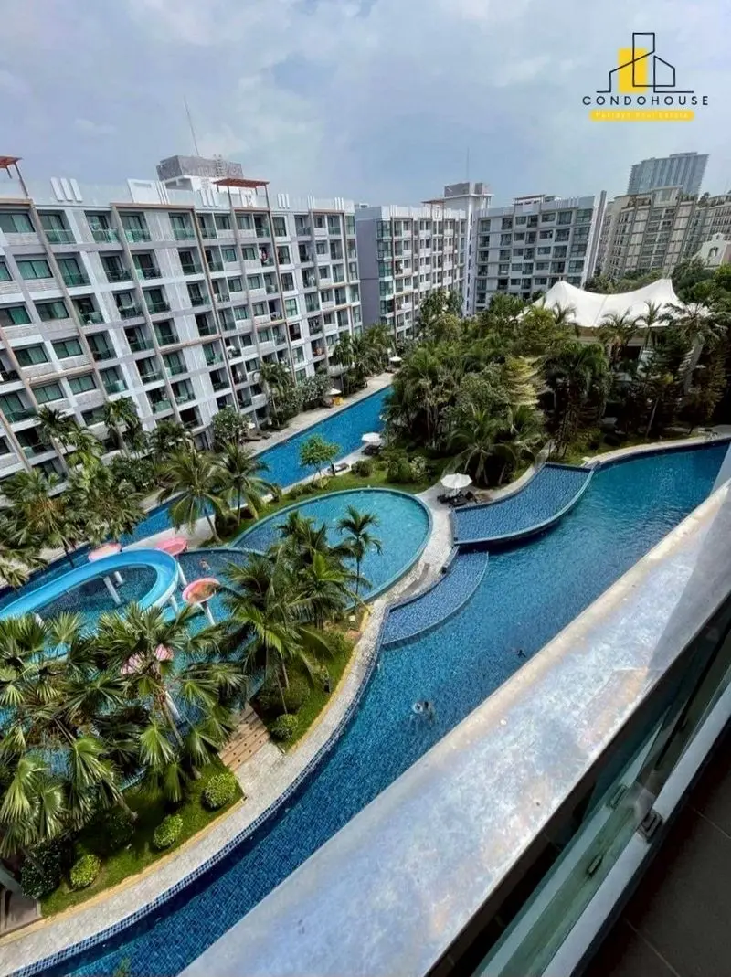 Dusit Grand Park