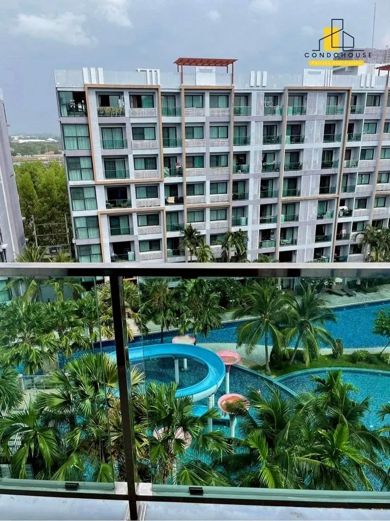 Dusit Grand Park