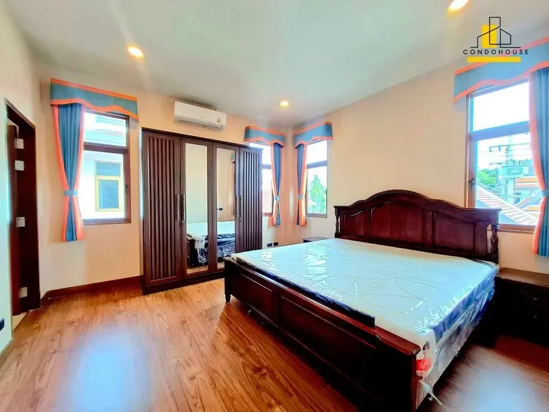 Richmond Garden Villa
