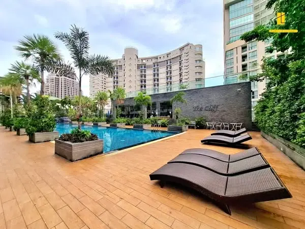 The Cliff Residence