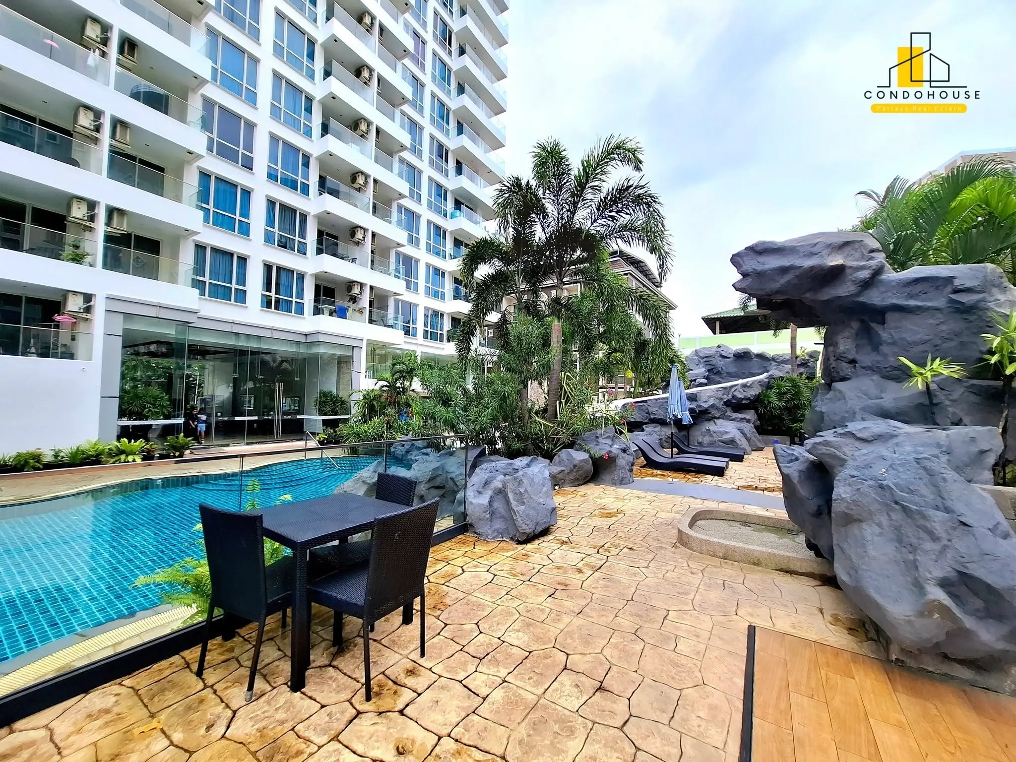 The Cliff Residence