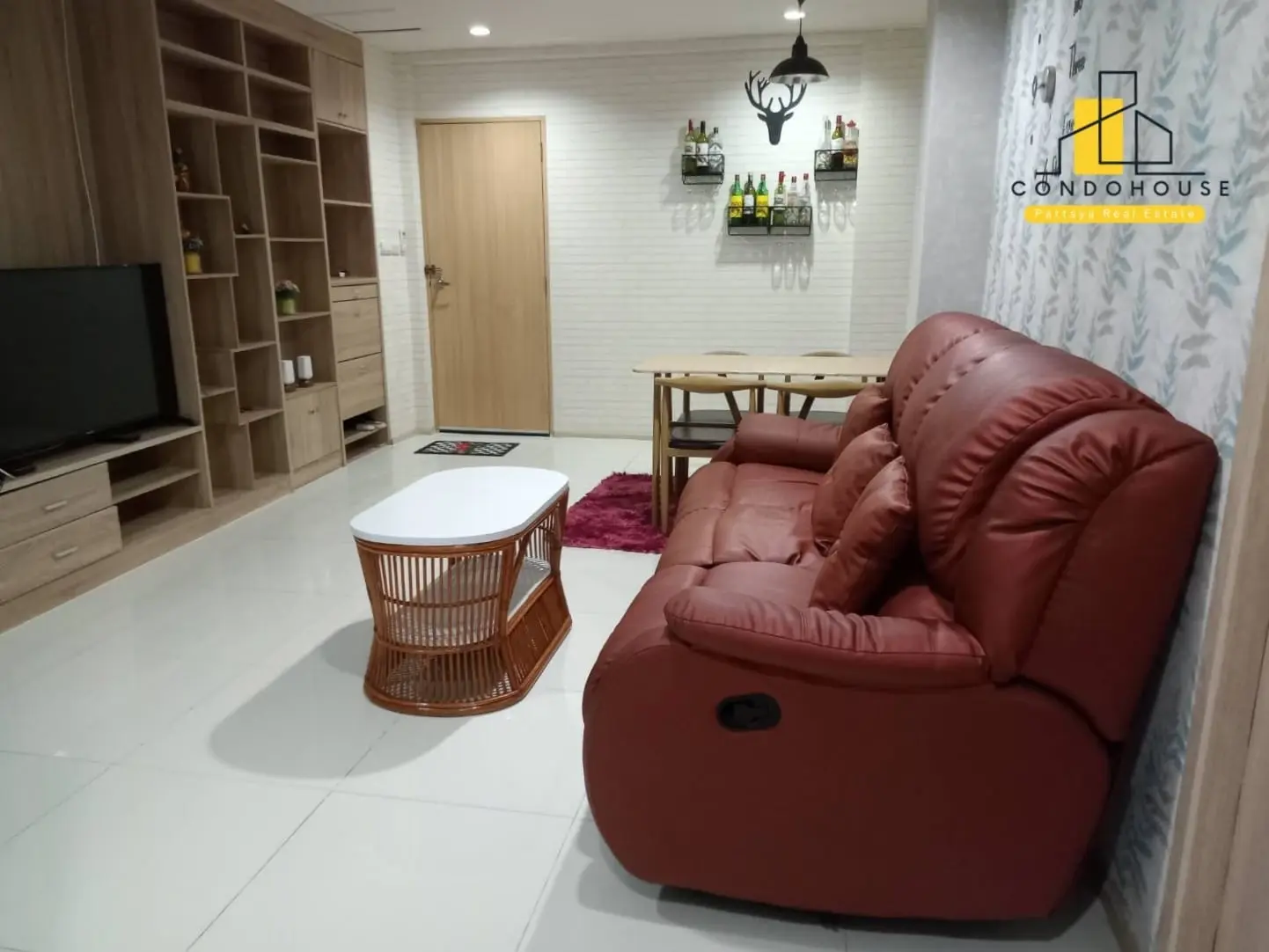 Golden Pattaya Condominium