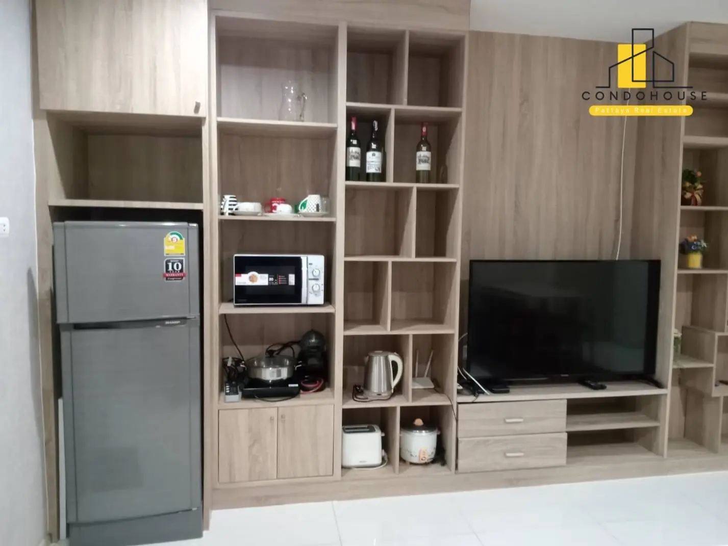 Golden Pattaya Condominium