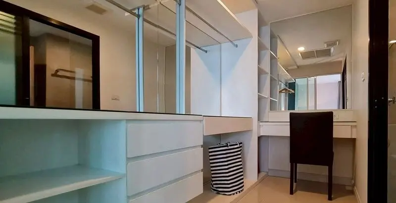 Cozy 1-Bedroom Condo with Modern Touches in Na Kluea, Pattaya