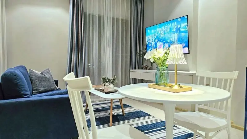 Cozy 1-Bed Condo with Balcony and Modern Kitchen in Jomtien Soi 8
