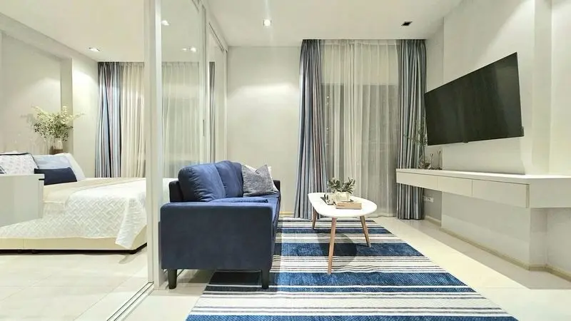 Cozy 1-Bed Condo with Balcony and Modern Kitchen in Jomtien Soi 8