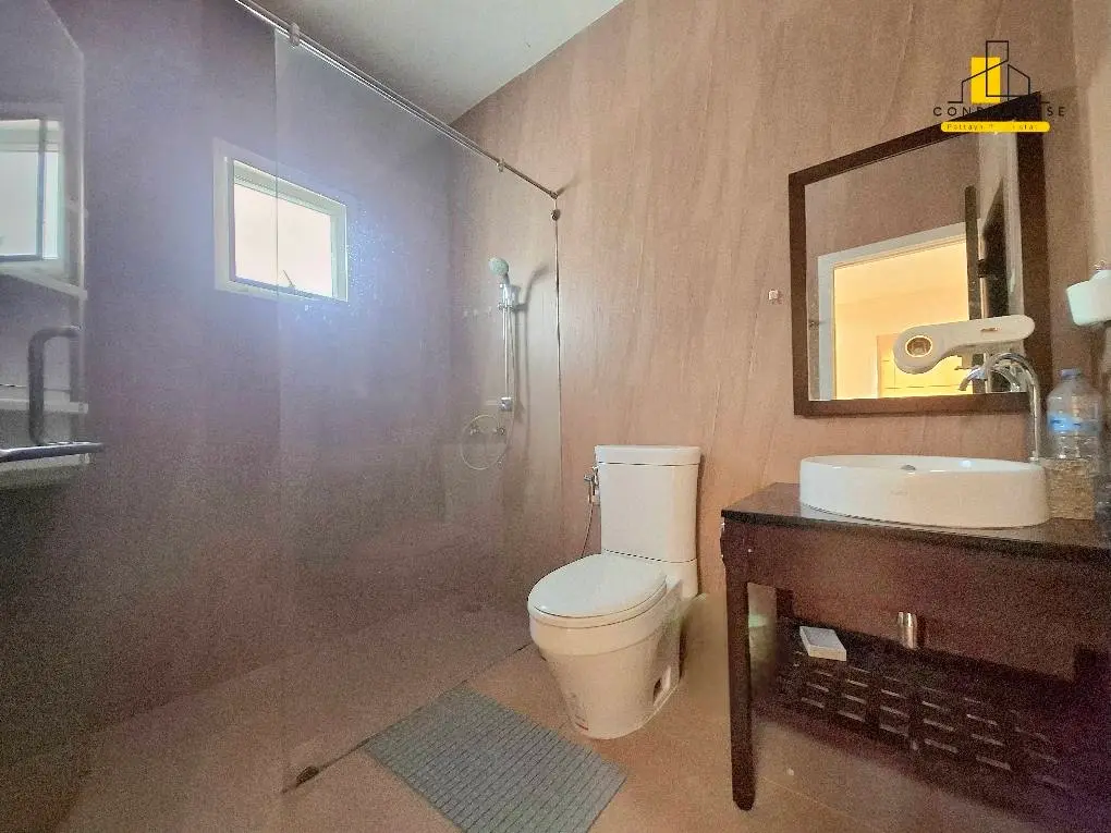 Modern 1-Bedroom House with Private Pool