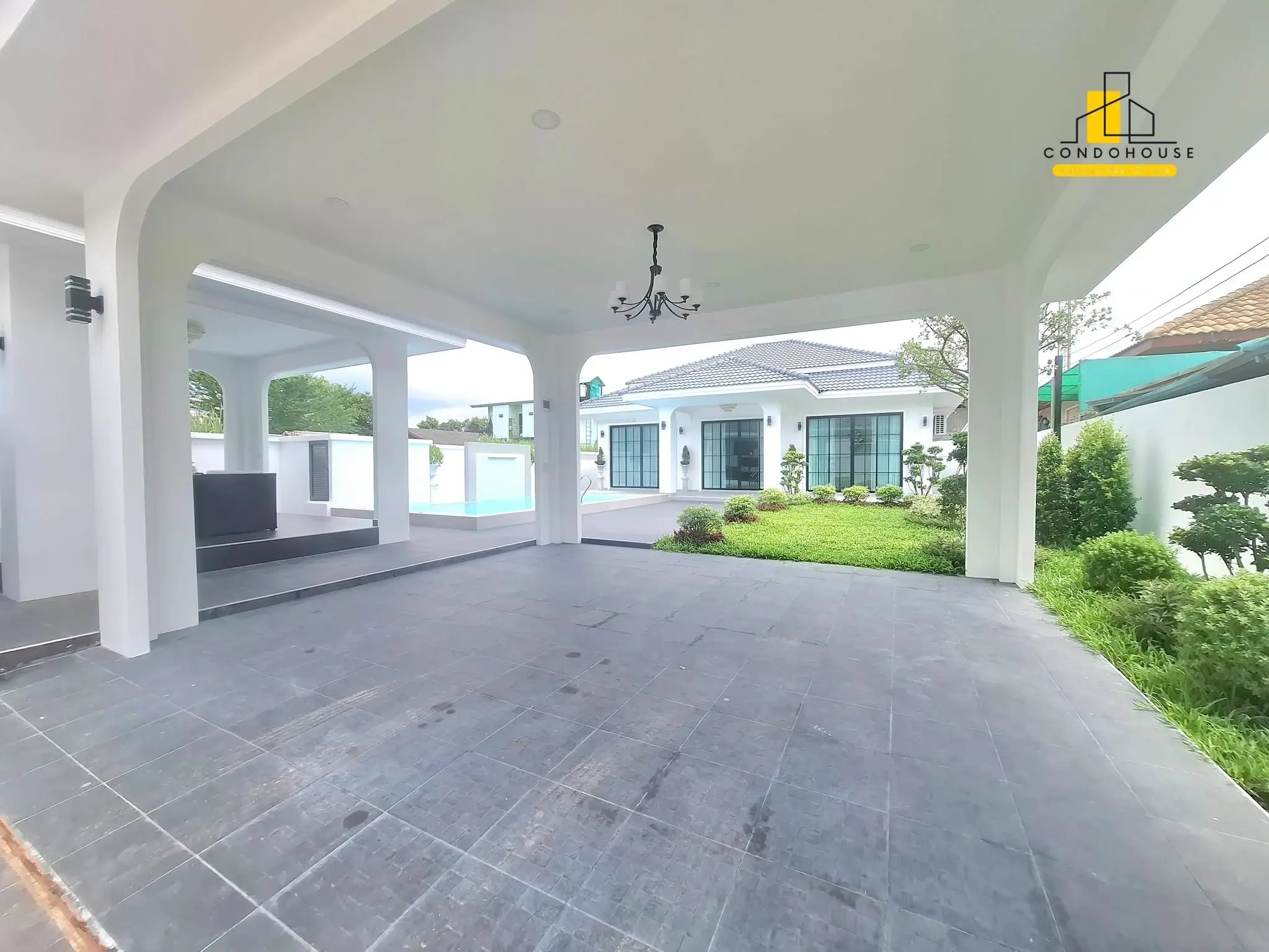 Spacious Single-Story Modern Home with Pool in Pattaya City