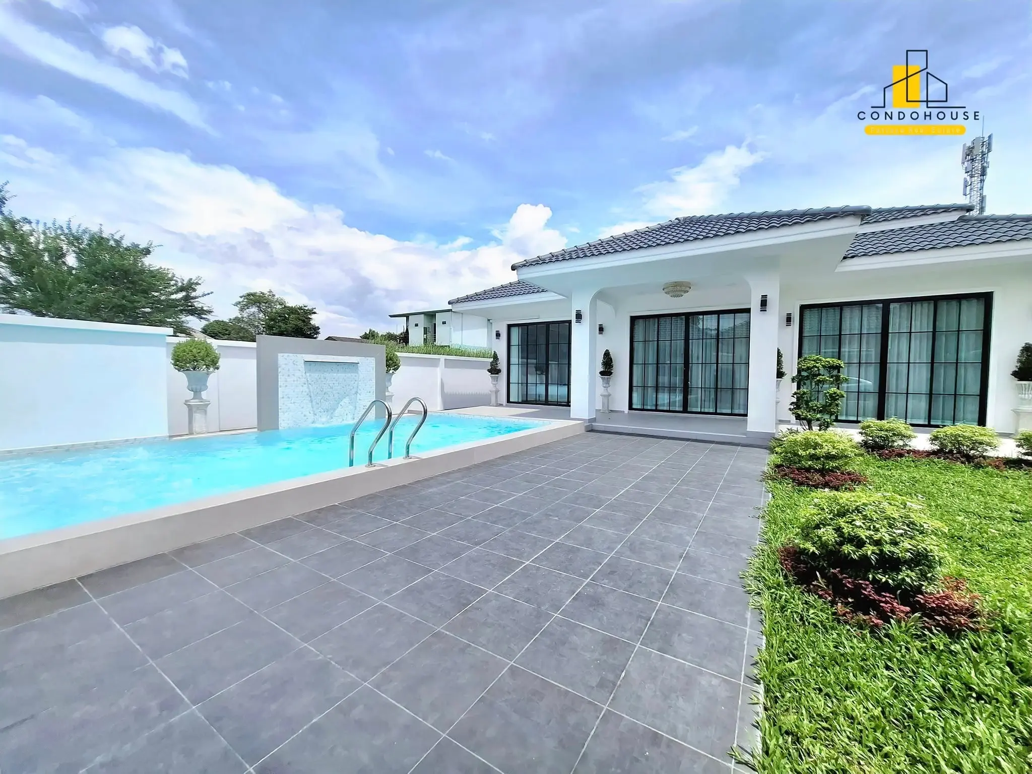 Spacious Single-Story Modern Home with Pool in Pattaya City