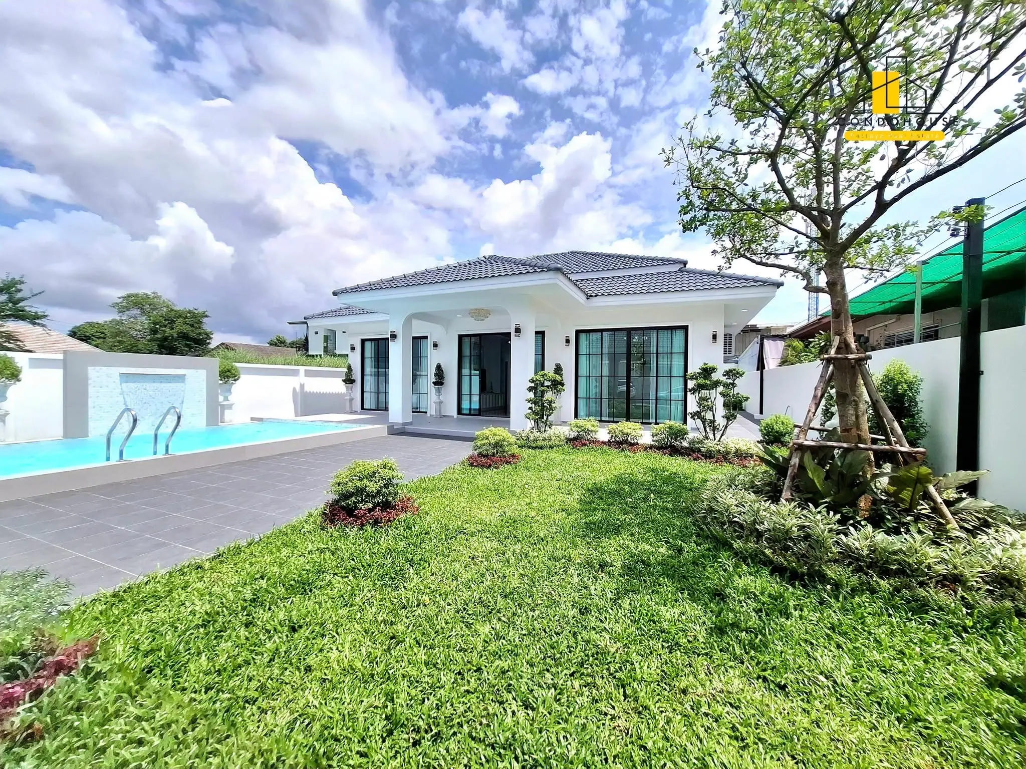 Spacious Single-Story Modern Home with Pool in Pattaya City