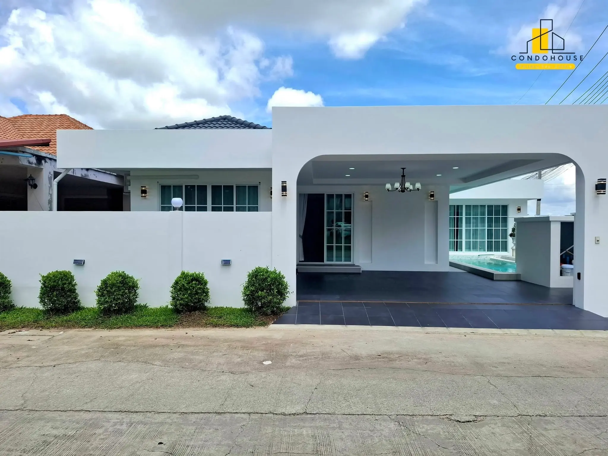 Single House with Private Swimming Pool