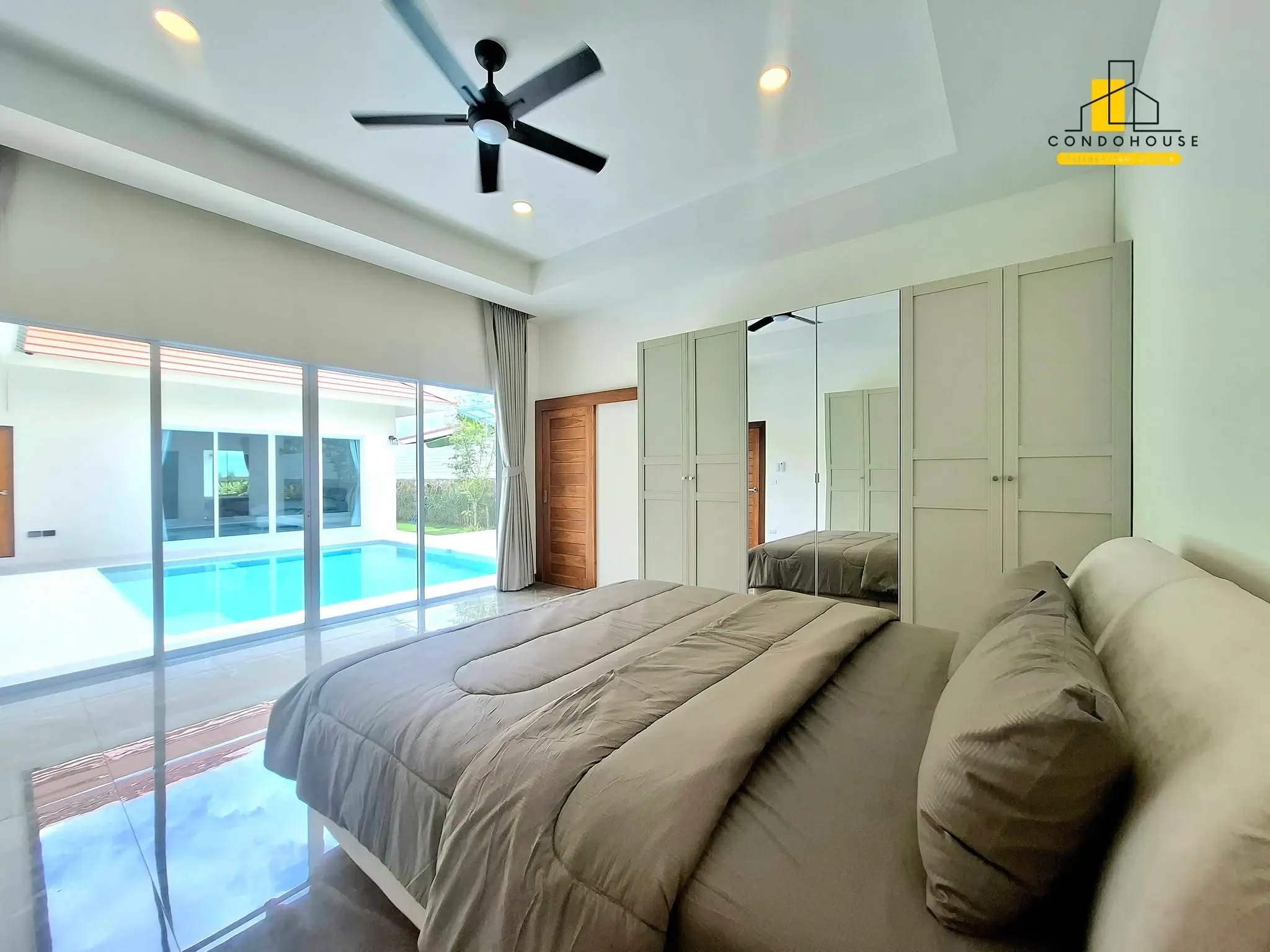Pool Villa Mabprachan Lake
