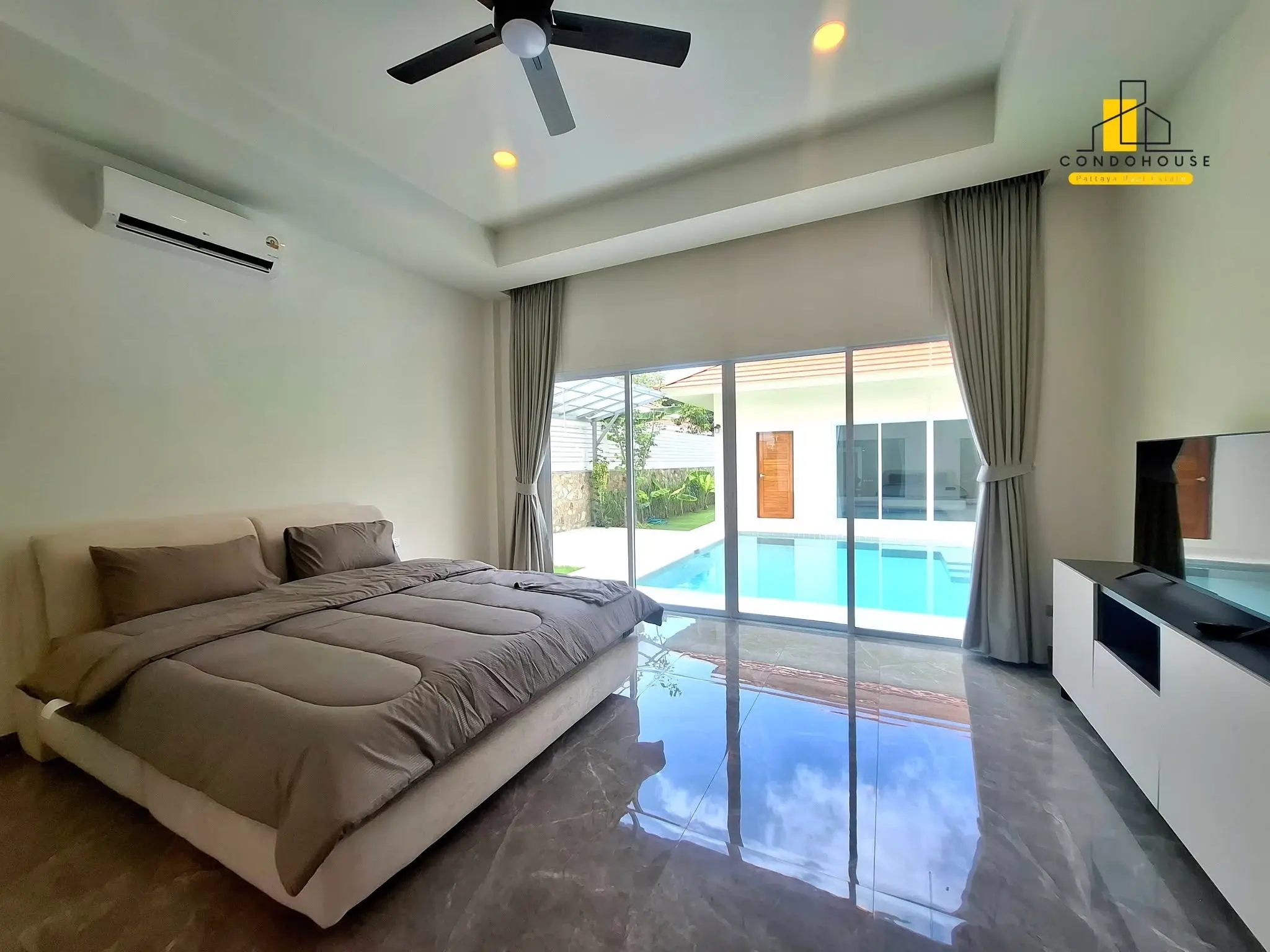 Pool Villa Mabprachan Lake