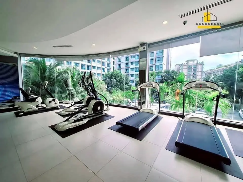 2-Bed, 2-Bath Condo with Modern Touches and Relaxing Pool Area in Pattaya Jomtien