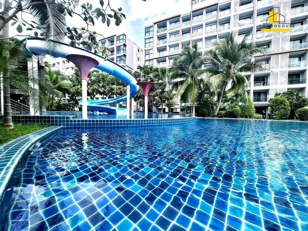 2-Bed, 2-Bath Condo with Modern Touches and Relaxing Pool Area in Pattaya Jomtien