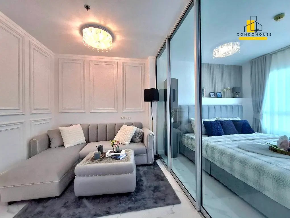 Cozy 1-Bedroom Condo with Modern Kitchen and Pool Views in Pattaya