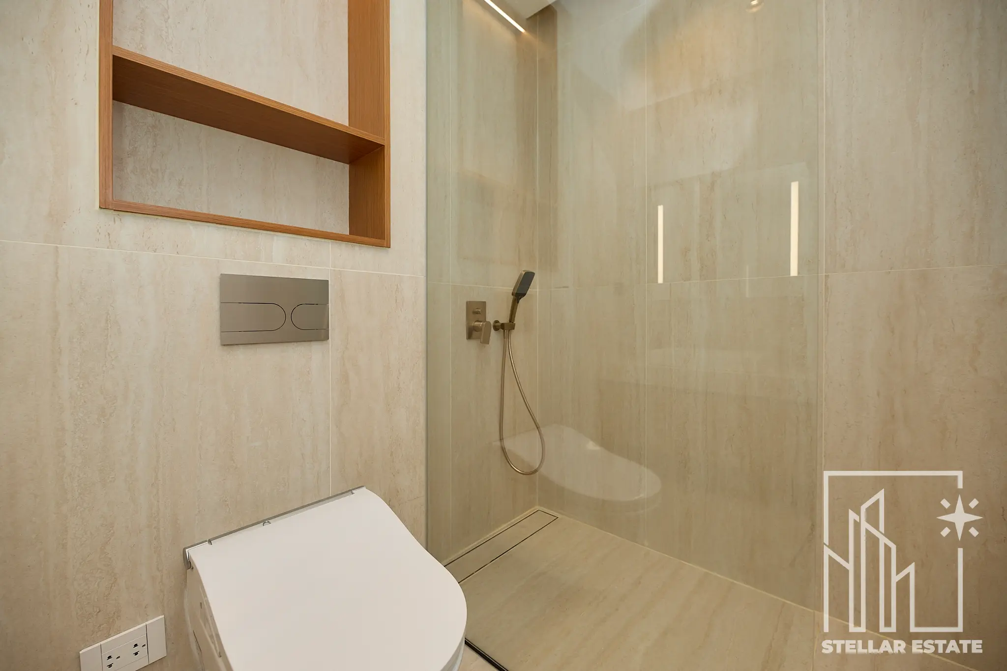 Jungle paradise duplex penthouse in Thonglor Bangkok
