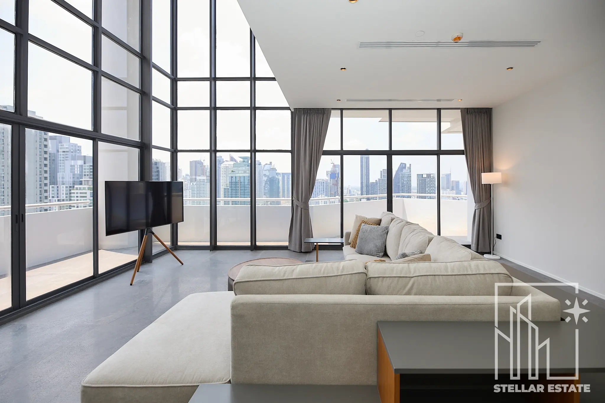 Jungle paradise duplex penthouse in Thonglor Bangkok
