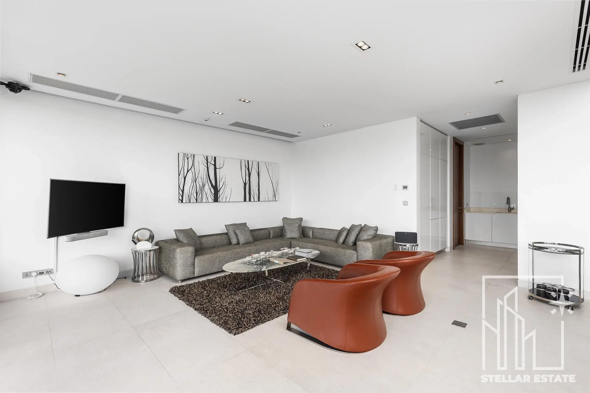 Malaiwana Patio Duplex: Luxurious Island Living Just Steps from Naithon Beach