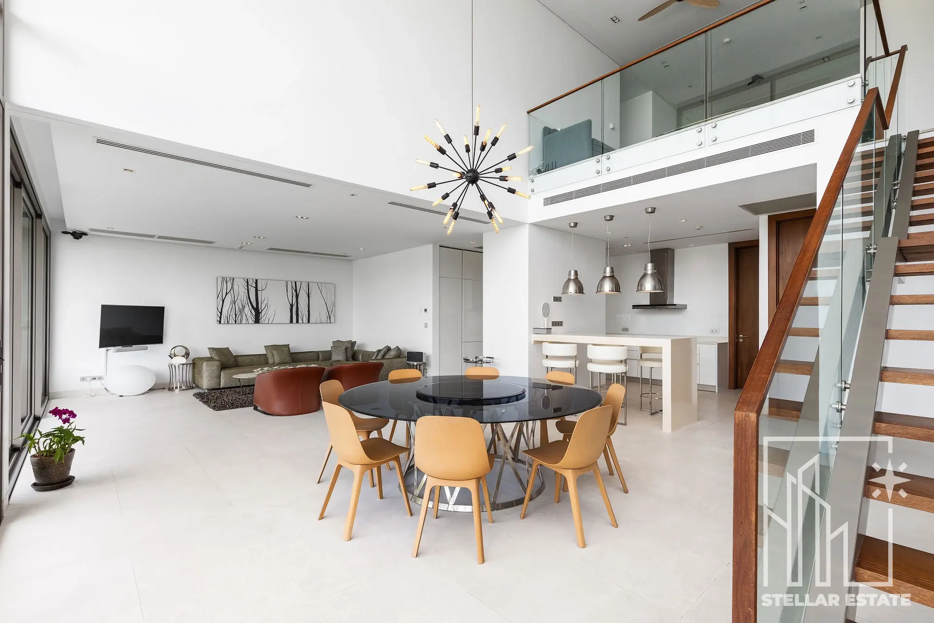 Malaiwana Patio Duplex: Luxurious Island Living Just Steps from Naithon Beach
