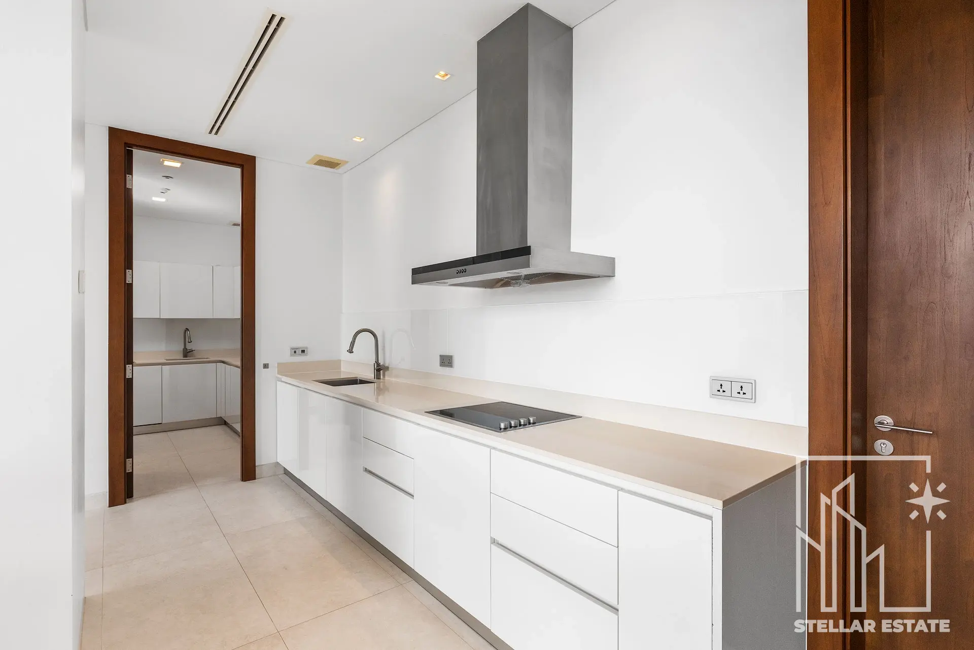 Malaiwana Patio Duplex: Luxurious Island Living Just Steps from Naithon Beach