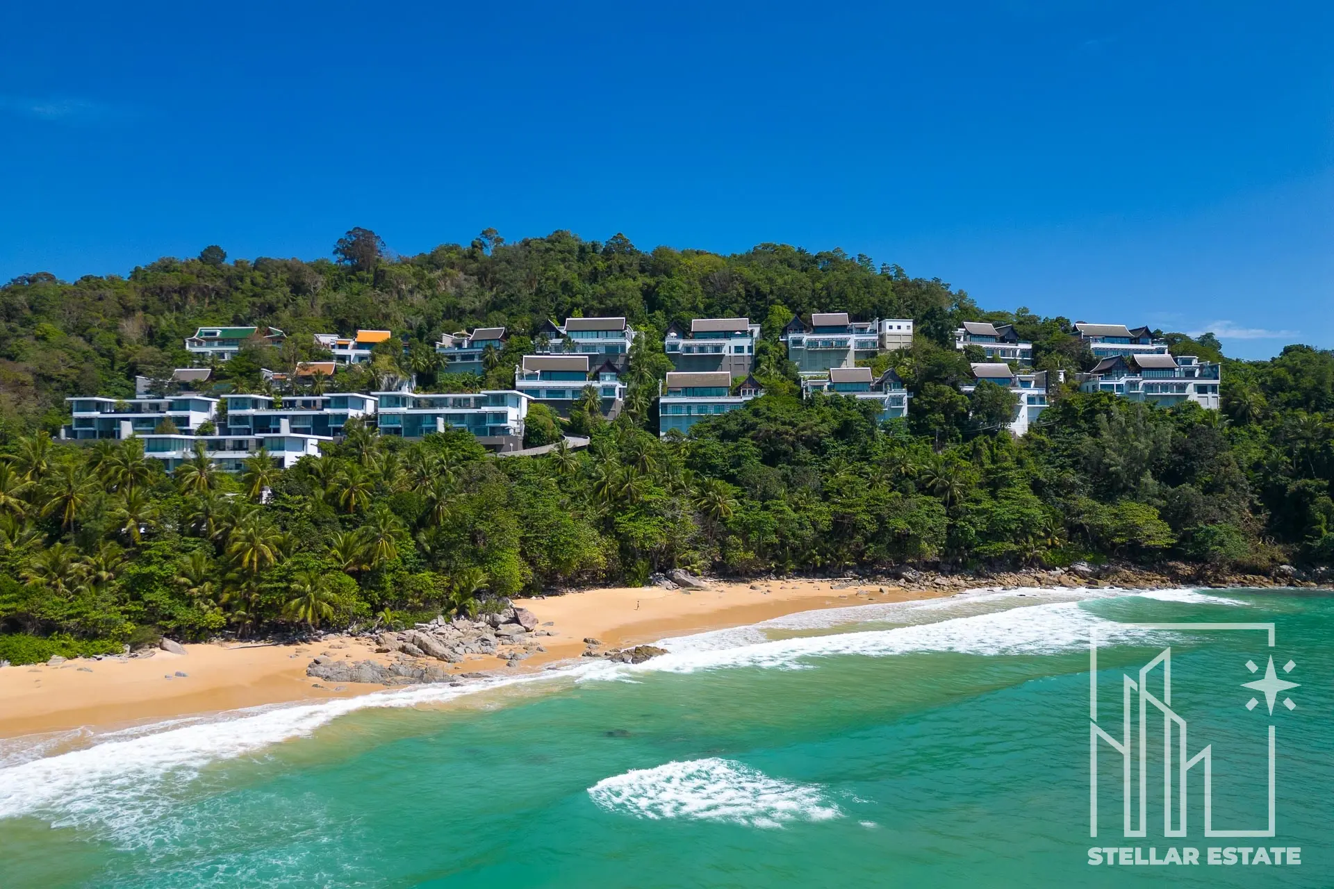 Malaiwana Patio Duplex: Luxurious Island Living Just Steps from Naithon Beach