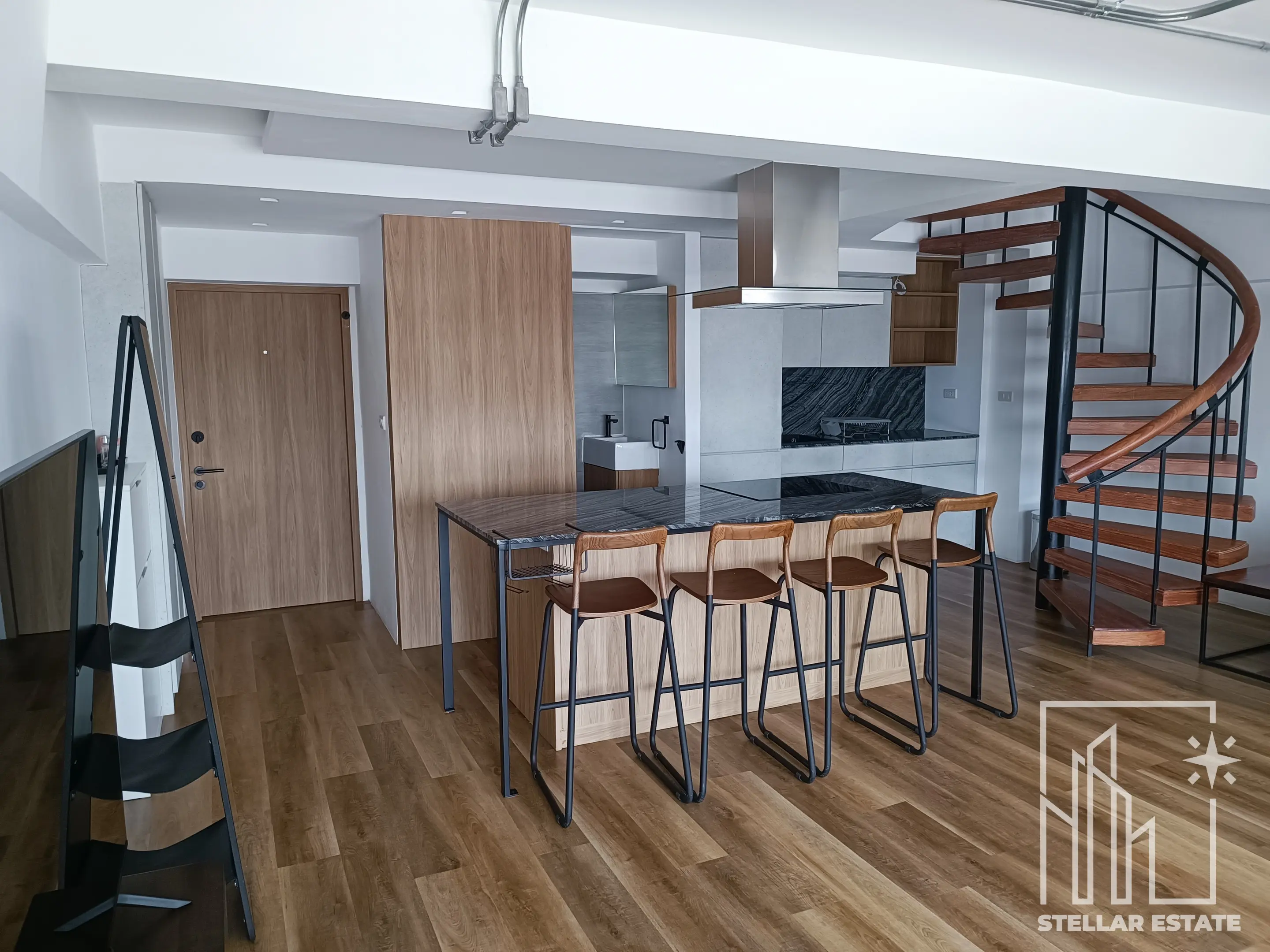 Beautifully renovated duplex In Thonglor Tower