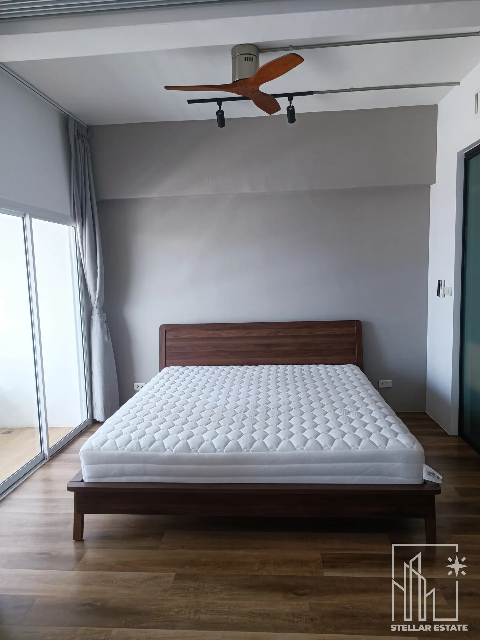 Beautifully renovated duplex In Thonglor Tower