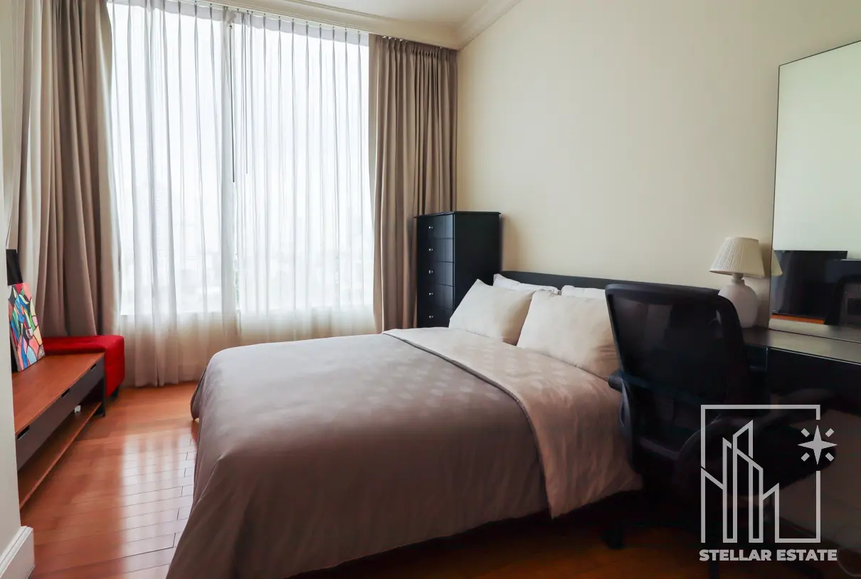 Royce Private Residences Sukhumvit 31 2BR