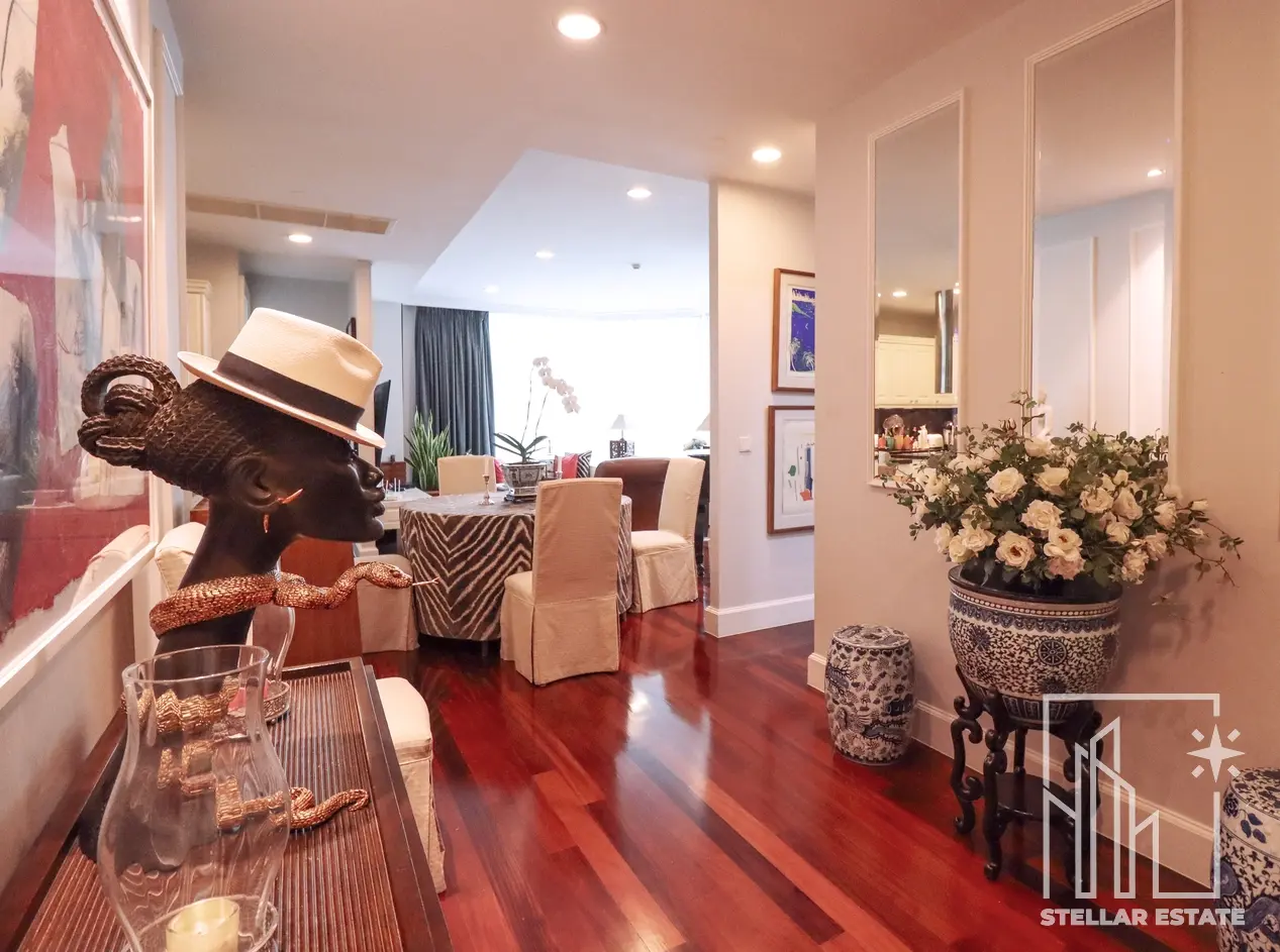 Royce Private Residences Sukhumvit 31 3BR
