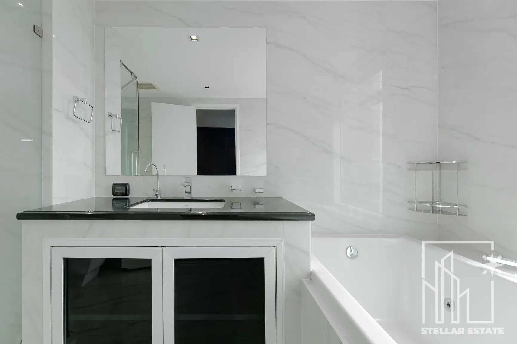 Fullerton Sukhumvit – High Floor 3BR