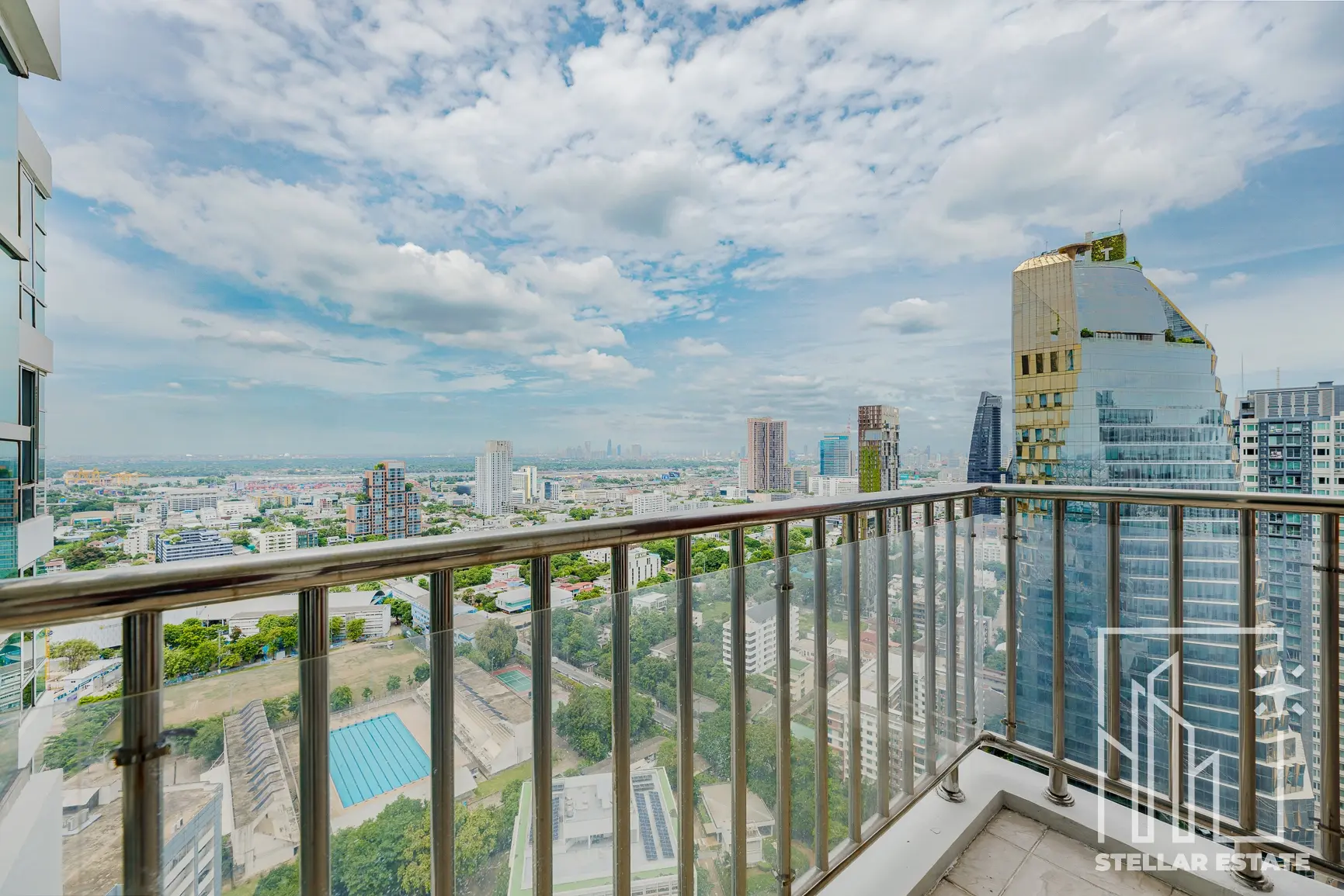 Fullerton Sukhumvit – High Floor 3BR