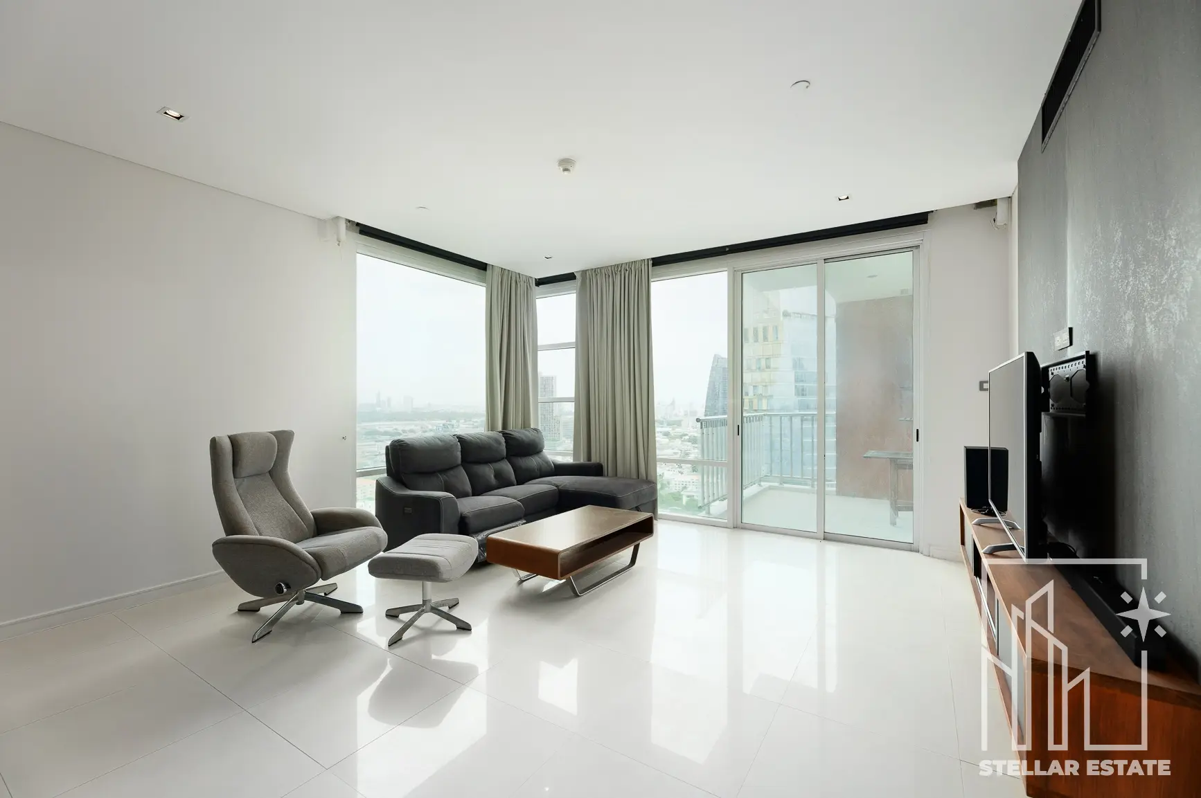 Fullerton Sukhumvit – High Floor 3BR