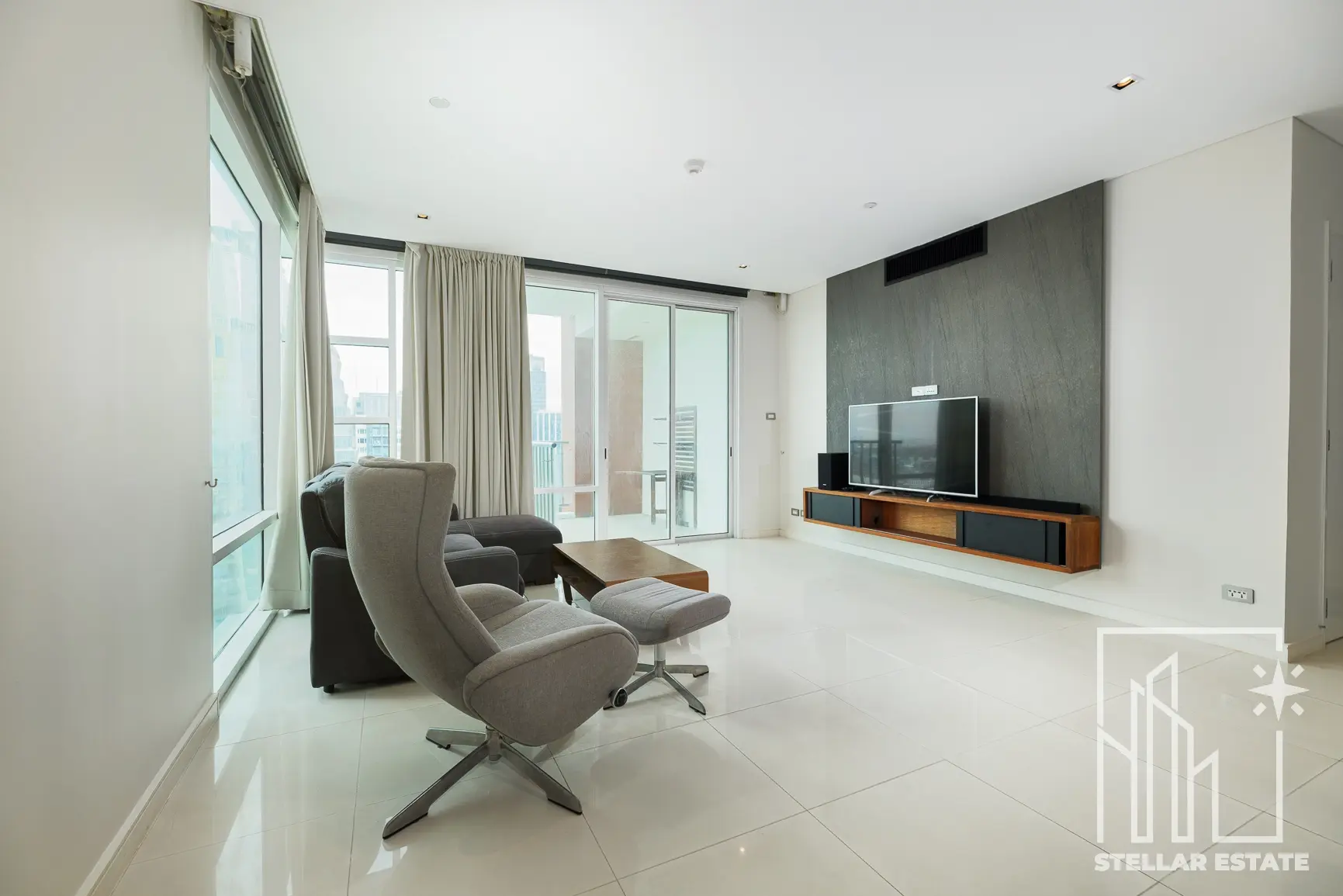 Fullerton Sukhumvit – High Floor 3BR