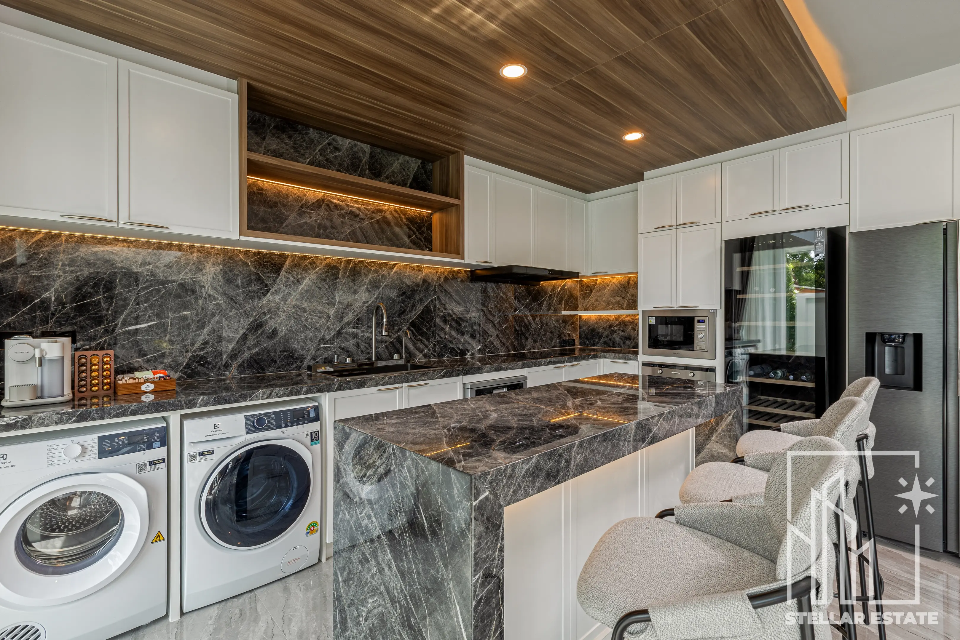 The Mandla Revelle Luxury Villa