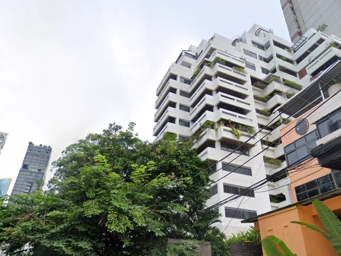 Sukhumvit House