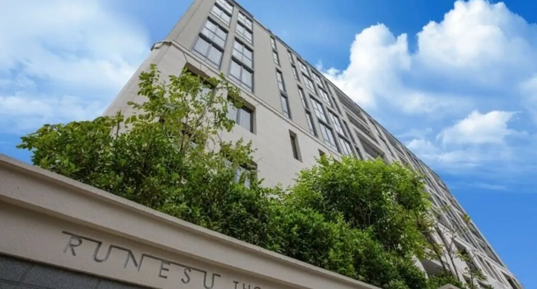 Runesu Thonglor 5