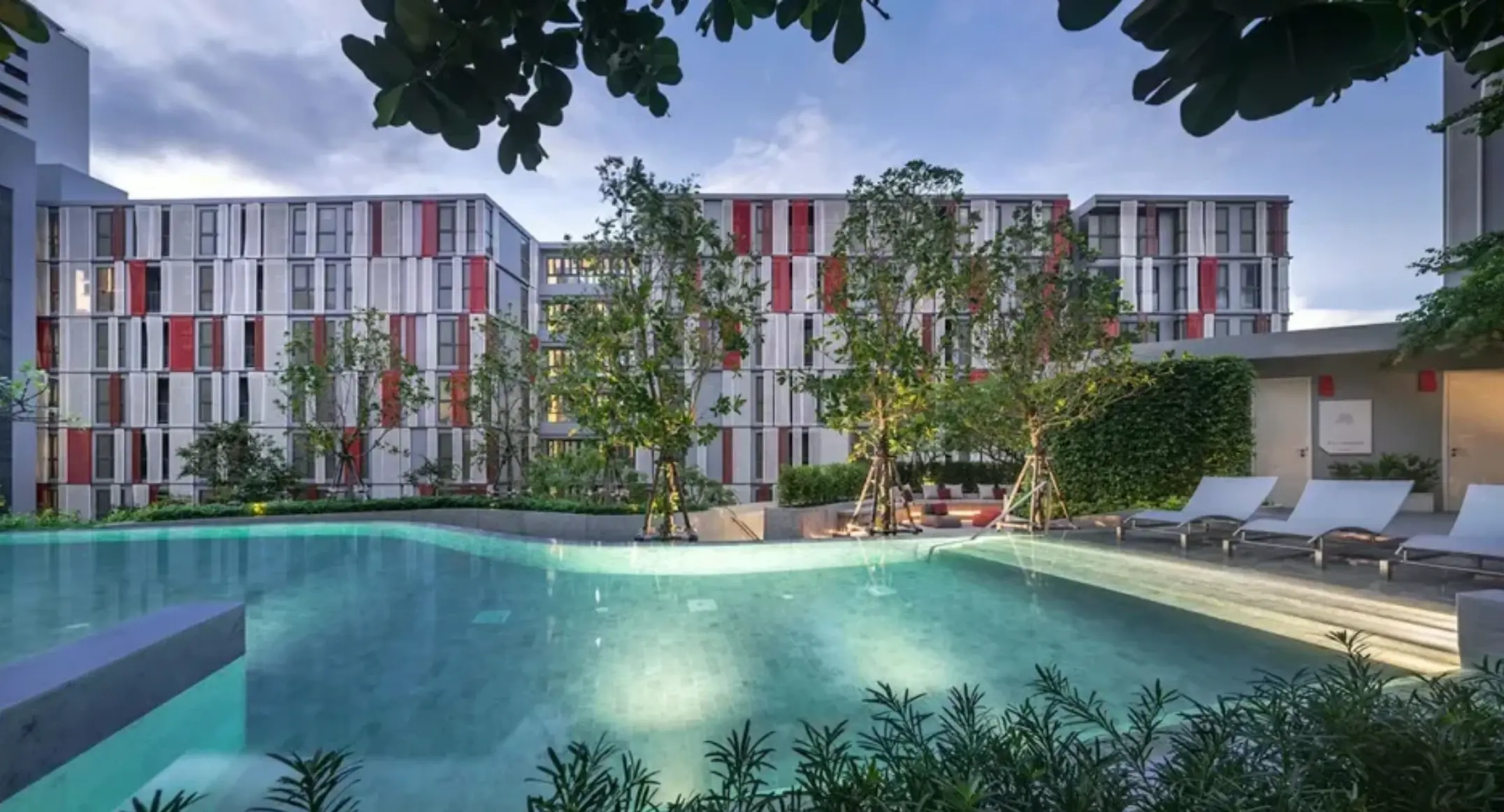  Taka Haus Ekamai 12 