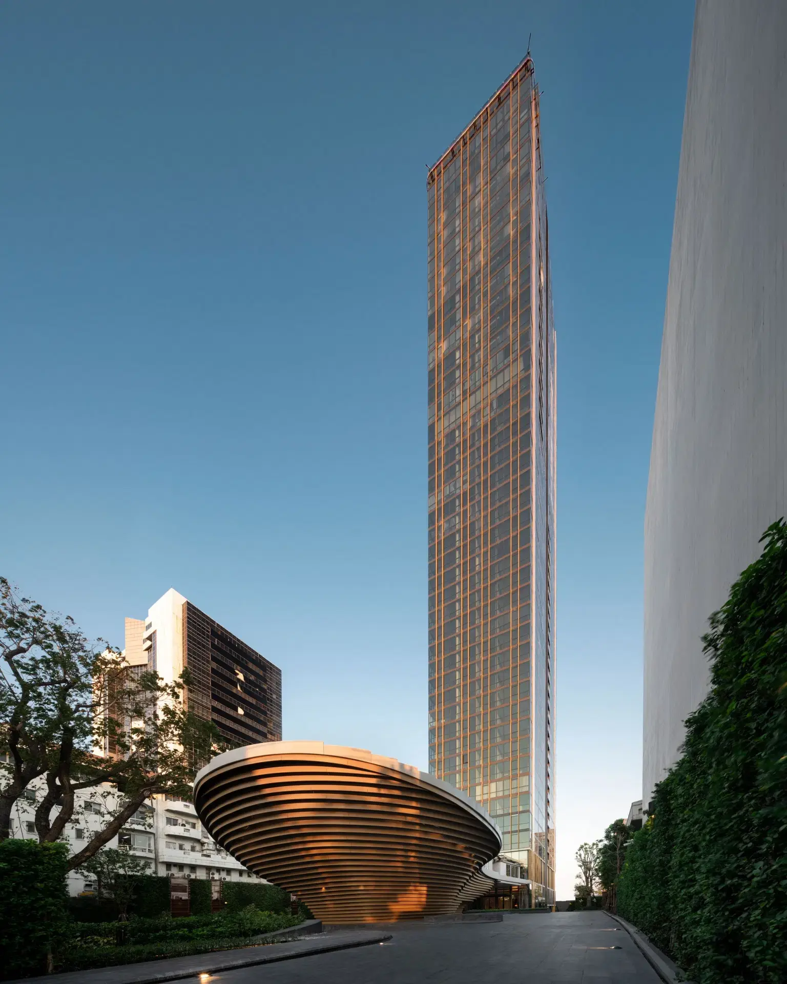 The Monument Thonglor 