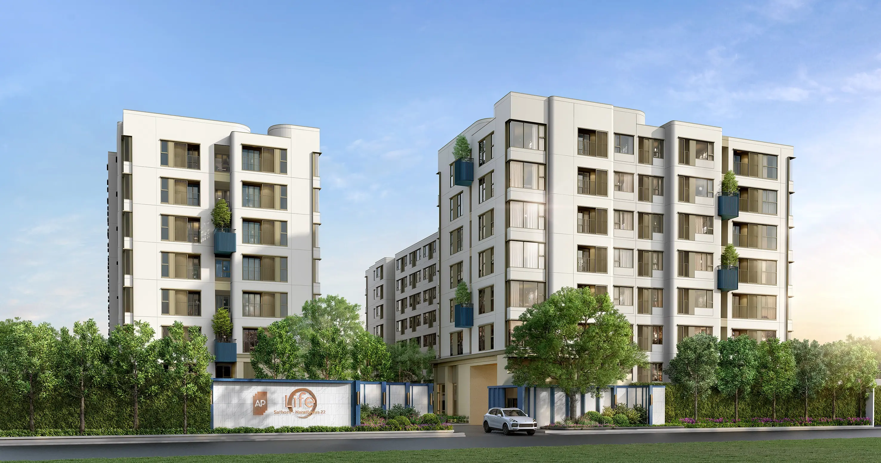 Life Sathorn - Narathiwas 22