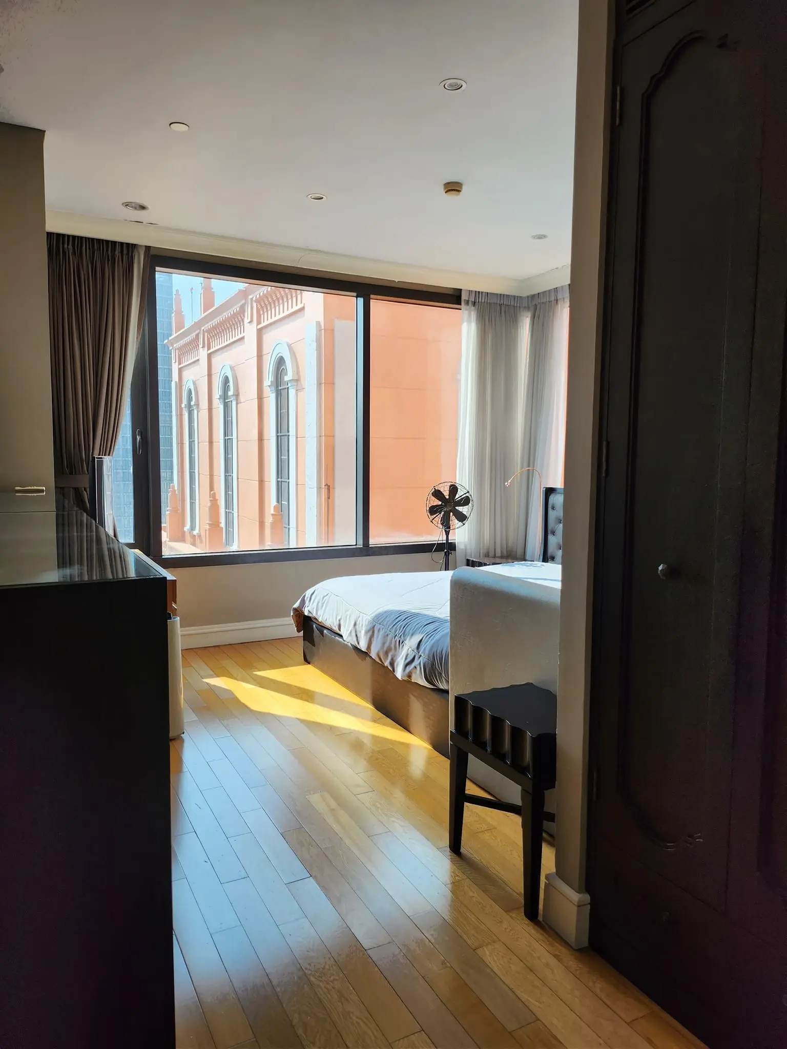 2 Bed/ 3 Bath Aguston Sukhumvit 22