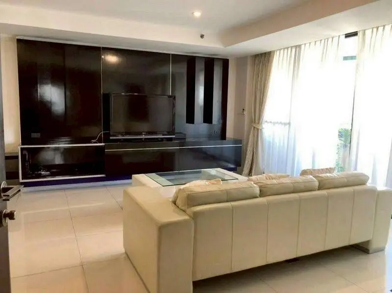 1 Bed/ 2 Bath Las Colinas 