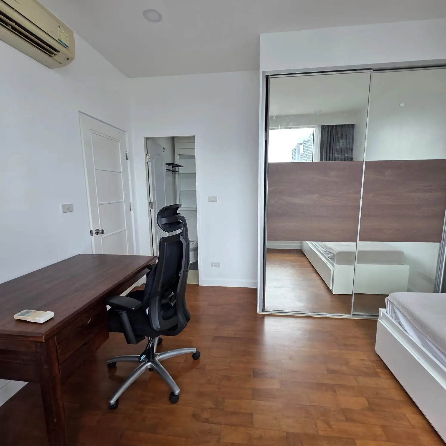3 Bed/ 3 Bath Siri Residence Soi 24