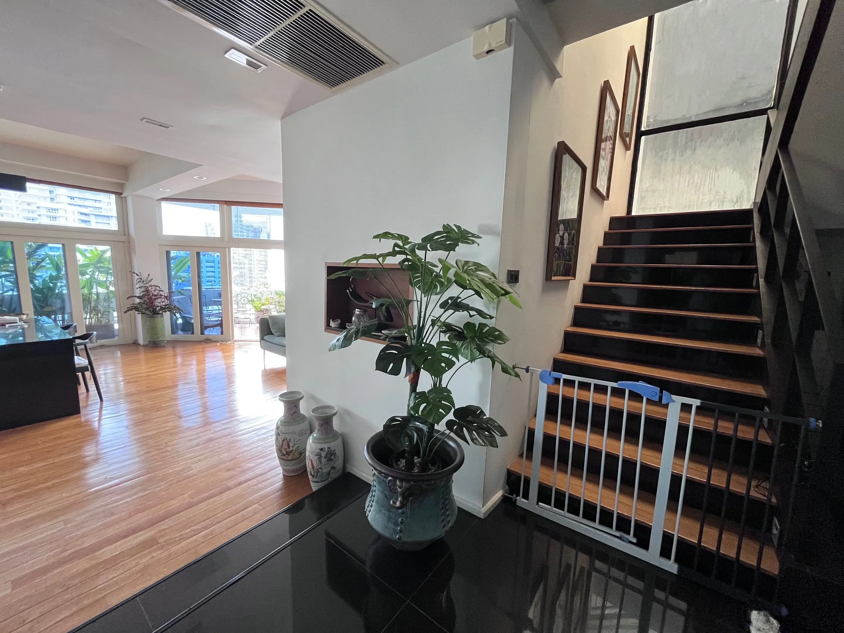 2 Bed/ 3 Bath Sukhumvit House