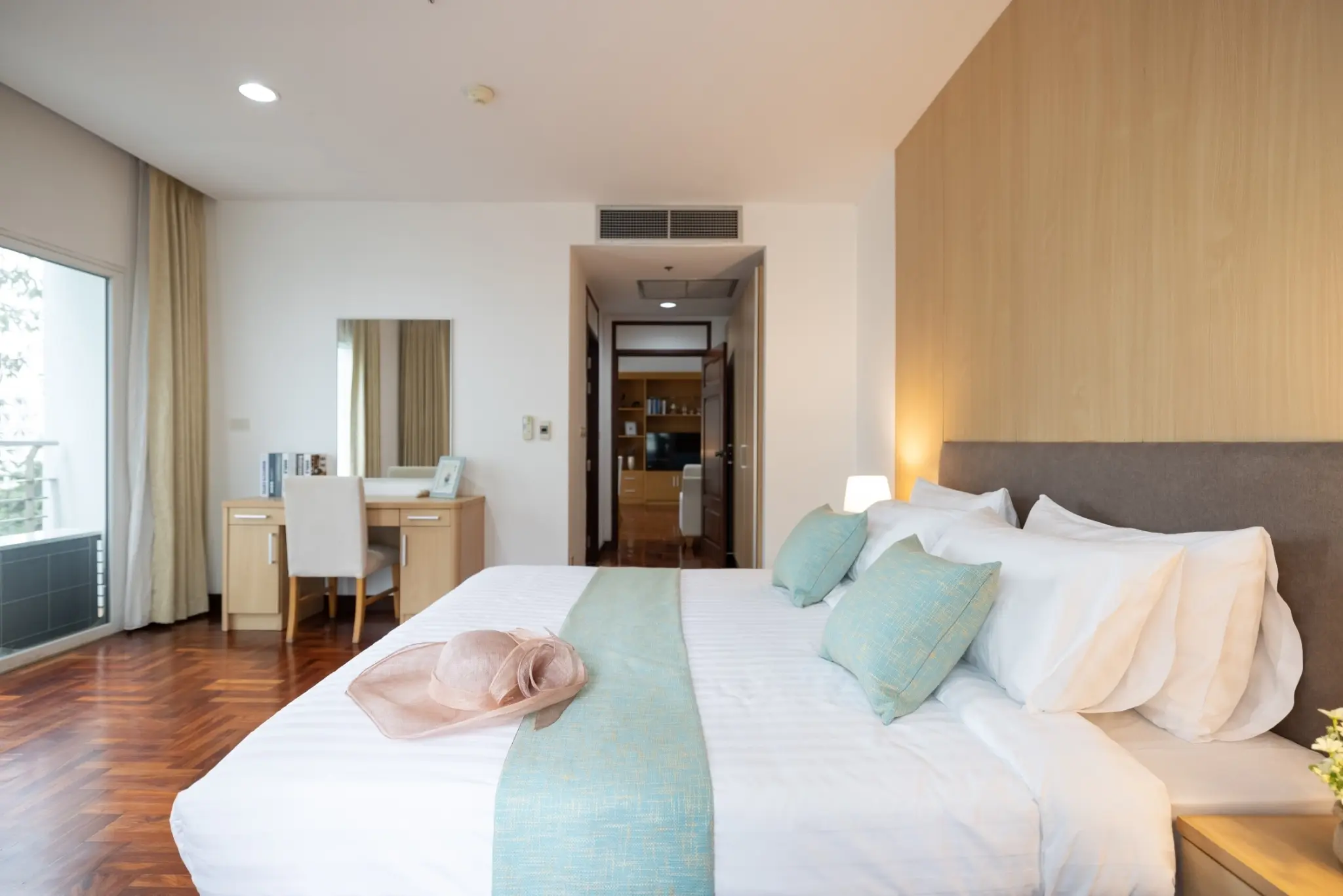 2 Bed/ 2 Bath Grand Sethiwan Apartment