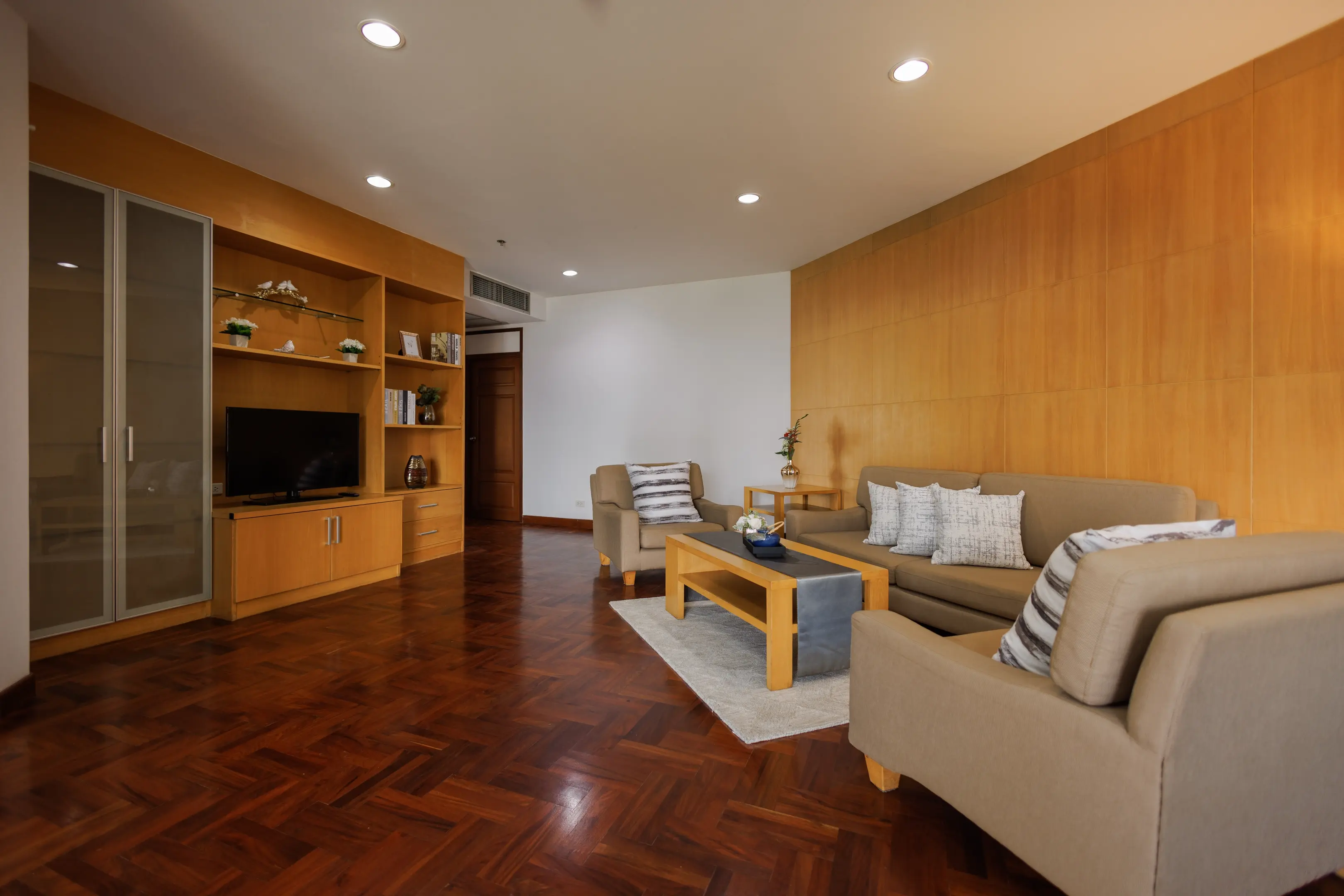 2 Bed/ 2 Bath Grand Sethiwan Apartment