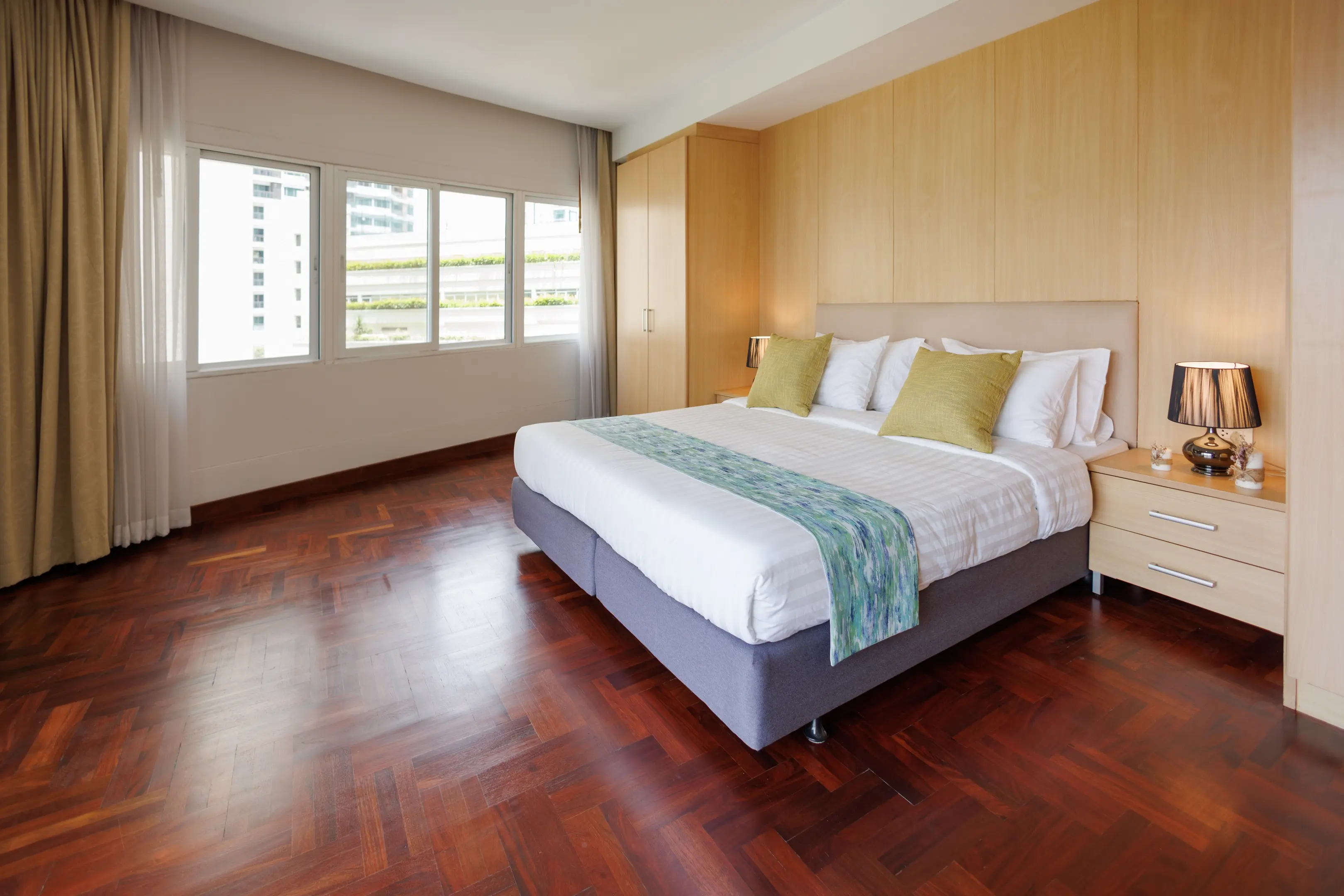 2 Bed/ 2 Bath Grand Sethiwan Apartment