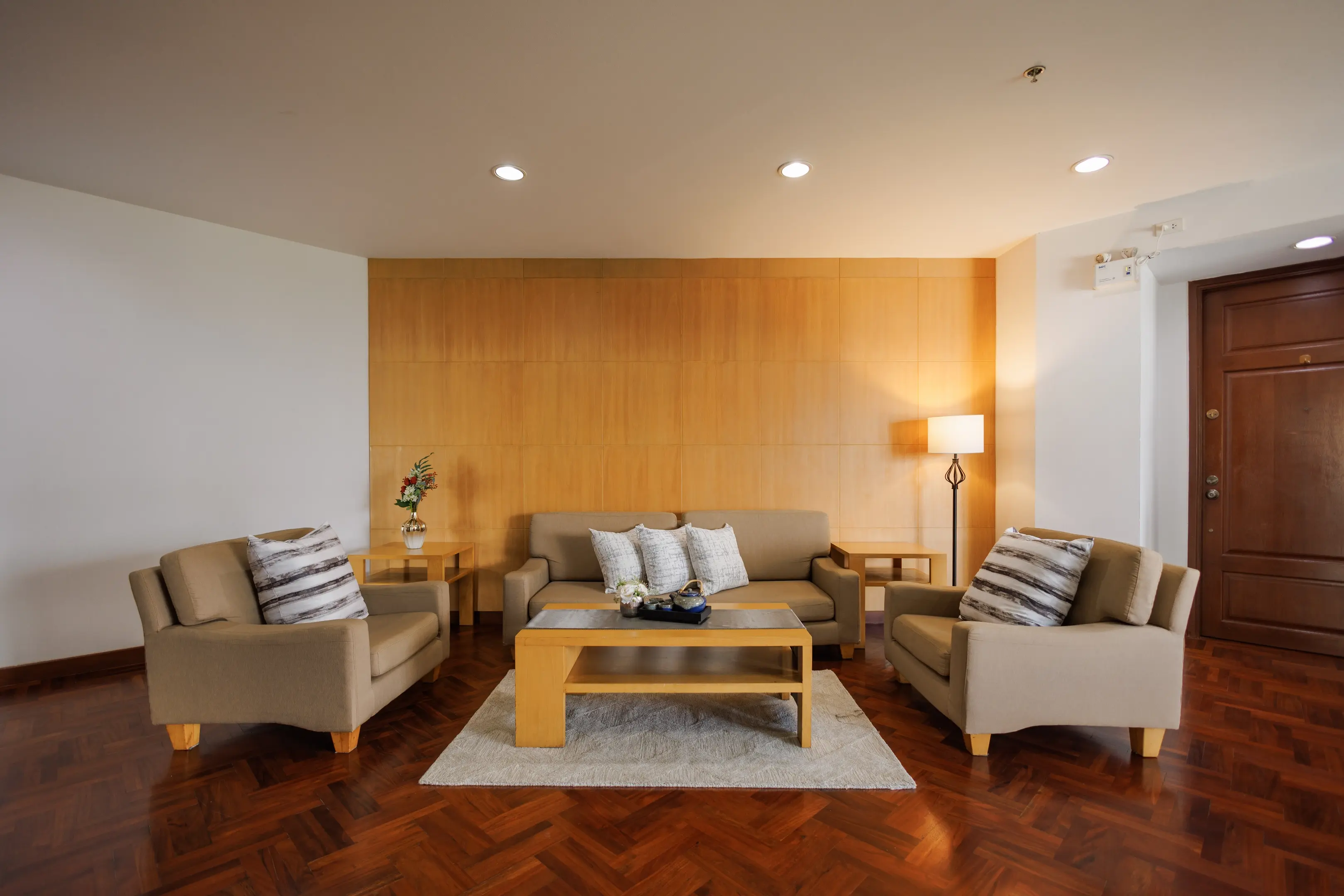 2 Bed/ 2 Bath Grand Sethiwan Apartment